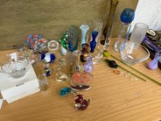 A good collection of art glass to include Royal Do