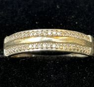 9ct Gold ring set with diamonds Size O 2.2g
