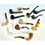 Collection of vintage pipes to include a clay pipe