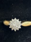 18ct Gold diamond cluster ring, size U, 3.9grams