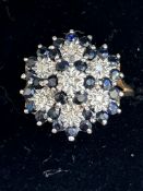 9ct Gold sapphires and diamonds cluster ring, size