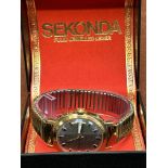 Vintage day date Sekonda wristwatch with original