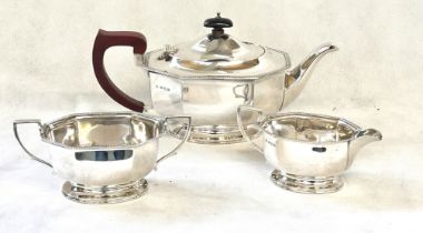 Three pice silver tea service. Full Birmingham Hal