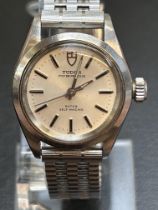 Tudor Oyster Princess ladies wristwatch. Champagne