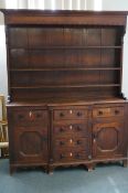 Large 18th century Welsh dresser, 209cmx162cm
