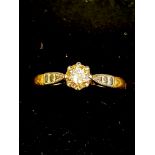 18ct Gold solitaire diamond set with platinum Size