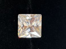 5ct moissanite princess cut stone with coa & GRA,