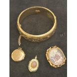 Rolled gold bangle, pinchbeck brooch & 2 others