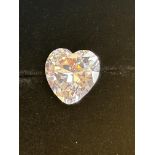 5ct moissanite heart cut stone with coa & GRA, Col