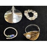 2 Silver rings & 2 silver pendants by designer Pix