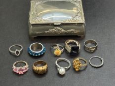 11 Silver rings in small jewellery box