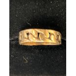 9ct Gold ring Size M (2.1g)