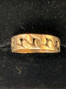 9ct Gold ring Size M (2.1g)