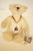 1997 Steiff bear with tags