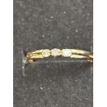 9ct gold ring set with 3 diamonds, size Q