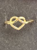 9ct gold heart ring, size O