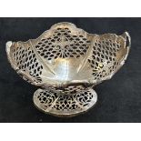 Pierced silver Victorian bon bon dish, 112grams