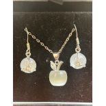 Boxed silver necklace & earring set