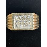 9ct Gold rolex style diamond ring (12 small diamon