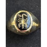 9ct gold ring hard stone with scorpion design, siz