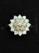 9ct Gold cluster ring Size K