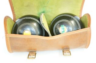 Cased set of bowls