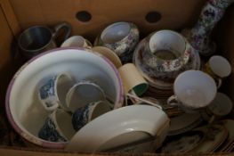 Collection of unsorted ceramics to include Victori