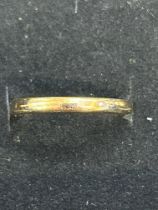 9ct Gold wedding band Size M.5