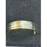 9ct Gold wedding band Size W Weight 4.7g