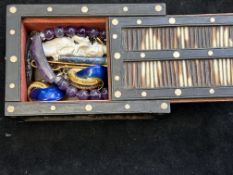 Quill box & contents