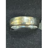 9ct Gold wedding band Size L Weight 4g