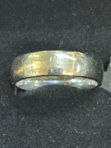 9ct Gold wedding band Size L Weight 4g