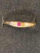 9ct Gold ring set with single ruby Size R