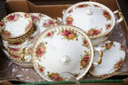 Collection of Royal Albert old country rose, 3 tur