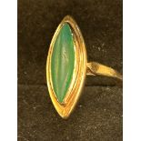 9ct Gold ring set with large green stone possibly