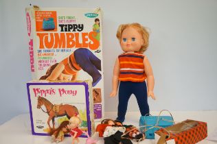 Tippy Tumbles together with Pippa's pony & others