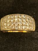 9ct Gold gents cluster ring Size P Weight 5g