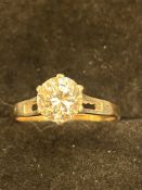 9ct Gold ring set with large solitaire white stone