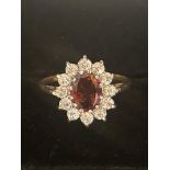 9ct gold ring set with garnet and CZ Size O 2.1 gr