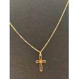 9ct gold chain and cross pendant 3.8 grams