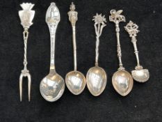 6 Silver tea spoons