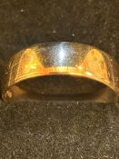 9ct gold wedding band Size W.5 4.1 grams
