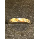 9ct gold wedding band Size R