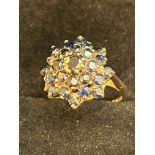 9ct Gold cluster ring set with sapphires Weight 4.