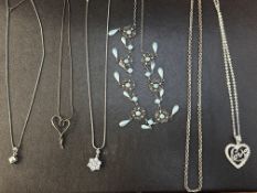 6x Silver & white metal chain & pendants