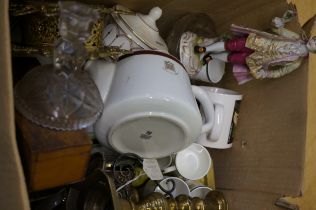 Unsorted mixed box to include Victorian ceramics