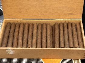 English tobacco company boxed cigars