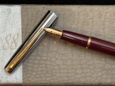 Watermans fountain pen with 18ct gold nib & box