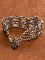 Silver 8 gate bracelet