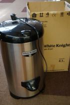 White Knight spin dryer